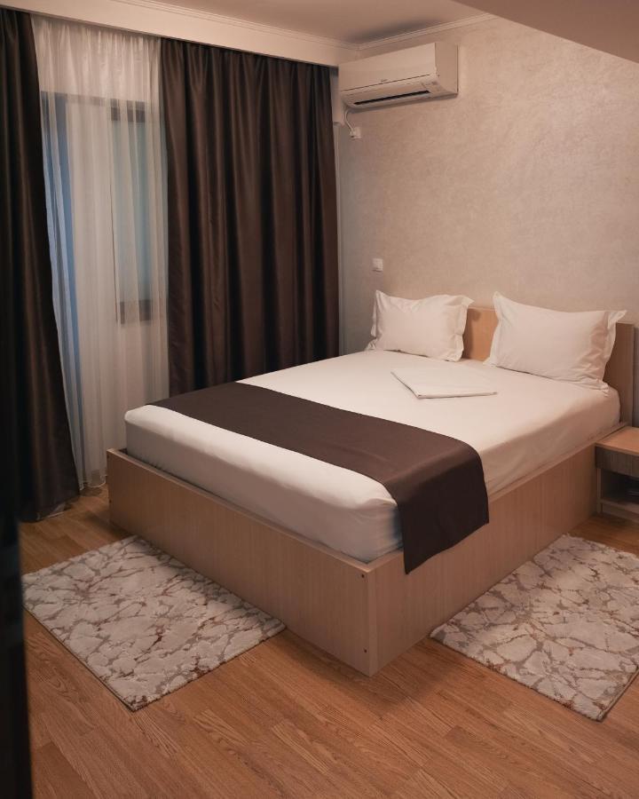 Delta Est Hotel & Restaurant Σουλινάς Εξωτερικό φωτογραφία